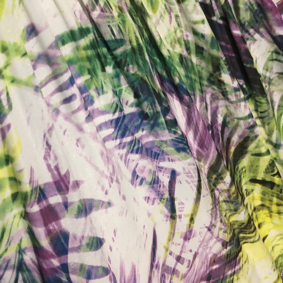 Jennifer Lopez Palm Dress - Picture 2 of 4